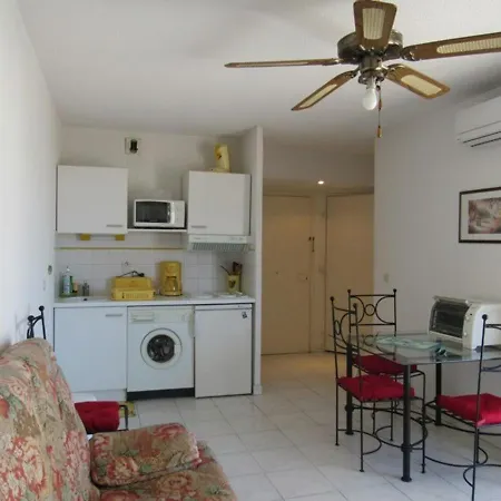 Calme Au Coeur De Cavalaire, Climatise Avec Terrasse, Parking Et Toutes Commodites - Fr-1-100-233 Apartment Cavalaire-sur-Mer